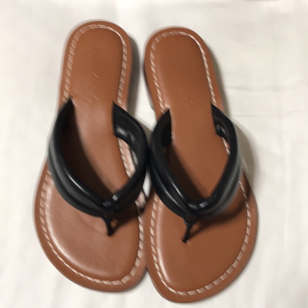 Bernardo Tilly Black Antique Calf leather sandals. Made in Brazil. NWT - Picture 2 of 7